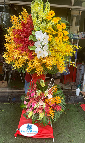 HOA CHÚC MỪNG HCM02